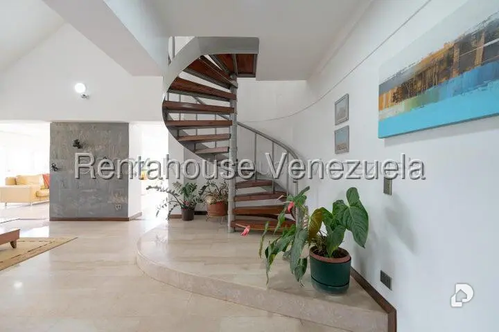 Apartamento en Las Esmeraldas, Caracas – 13