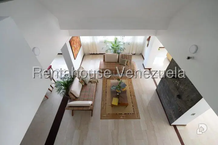 Apartamento en Las Esmeraldas, Caracas – 12