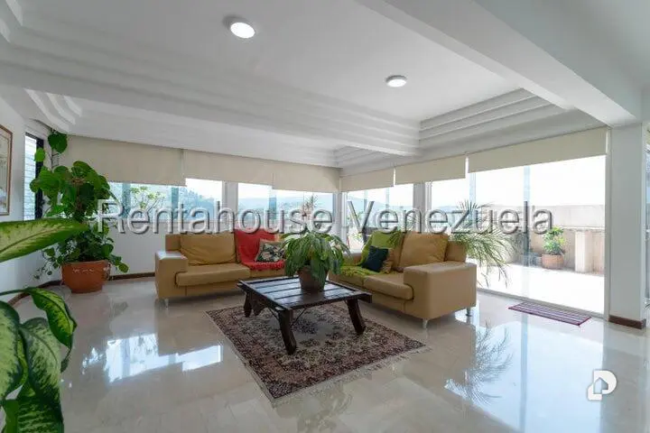Apartamento en Las Esmeraldas, Caracas – 17
