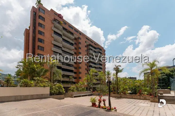 Apartamento en Las Esmeraldas, Caracas – 2
