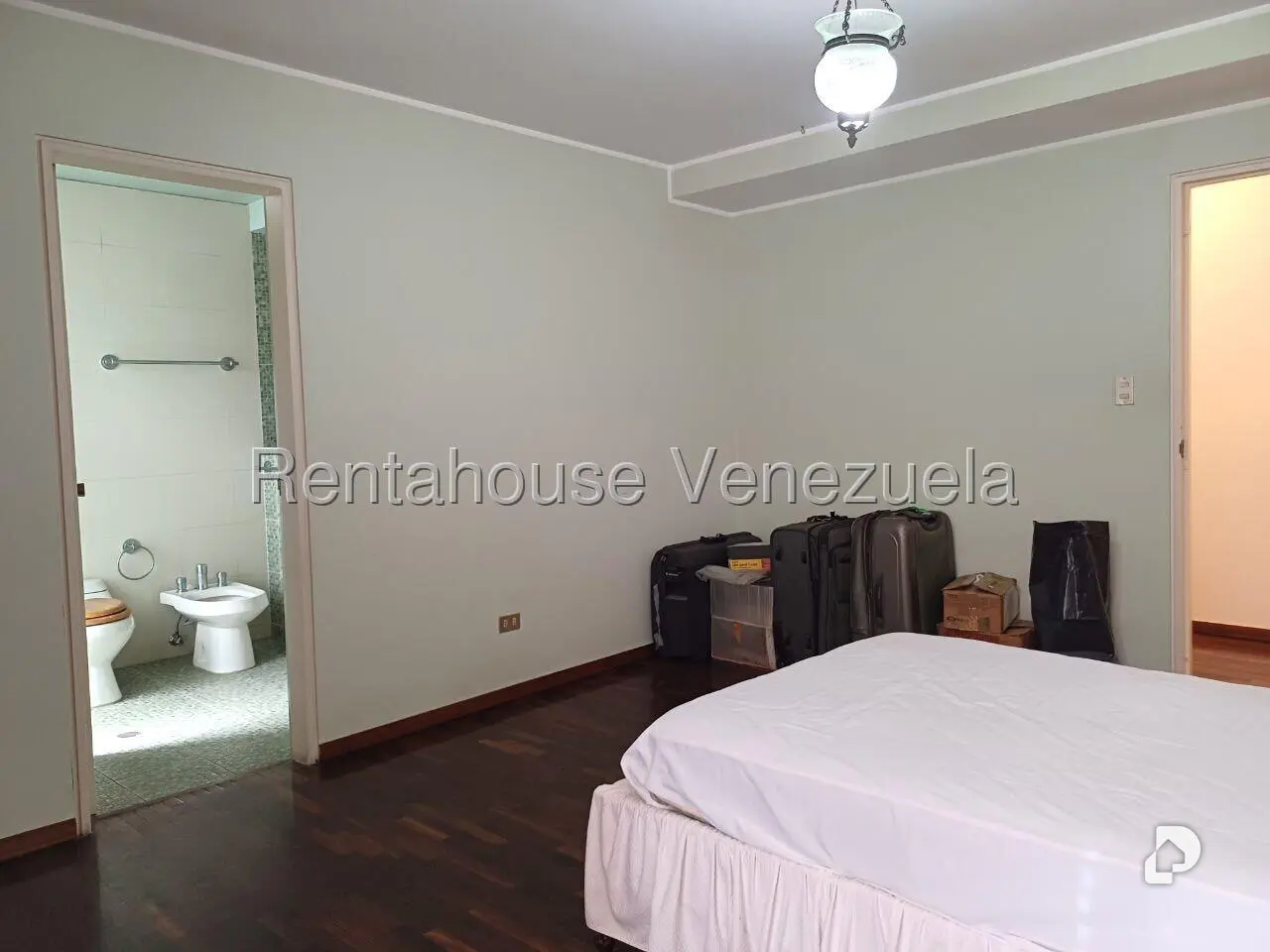 Apartamento en Las Mercedes, Caracas – 9