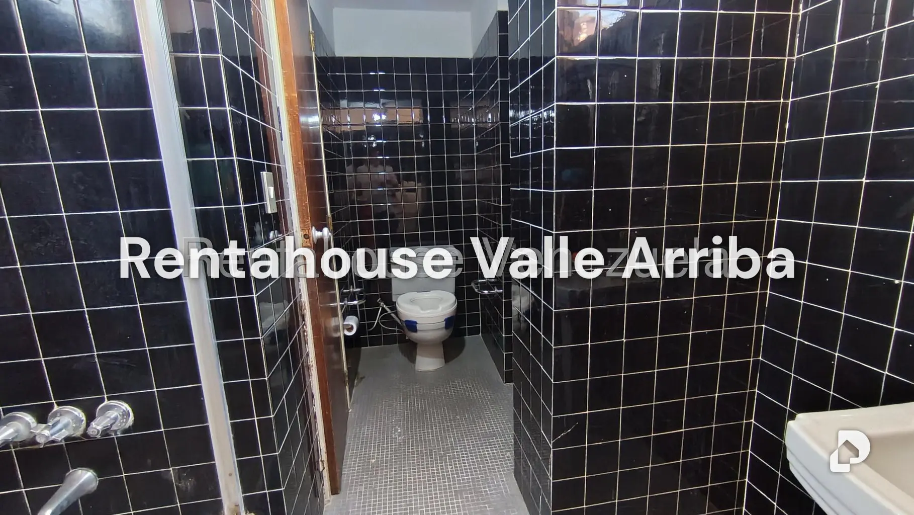 Apartamento en El Paraíso, Caracas – 23