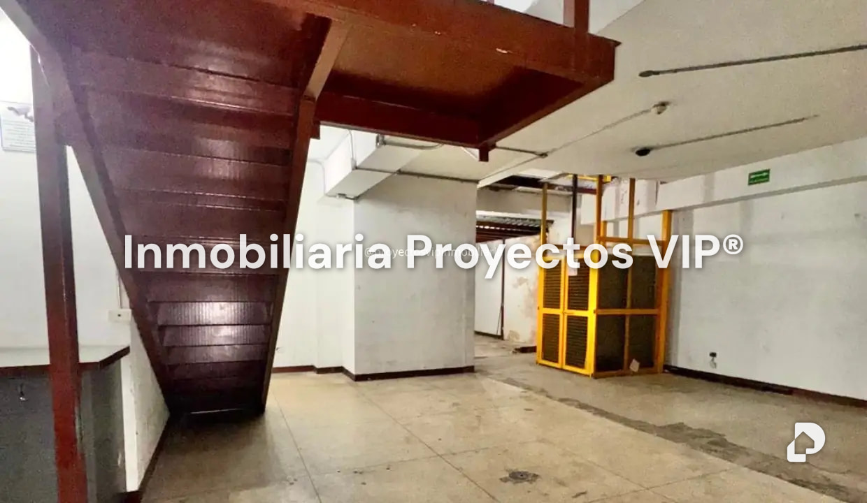 Local comercial en Puente Hierro, Caracas – 4