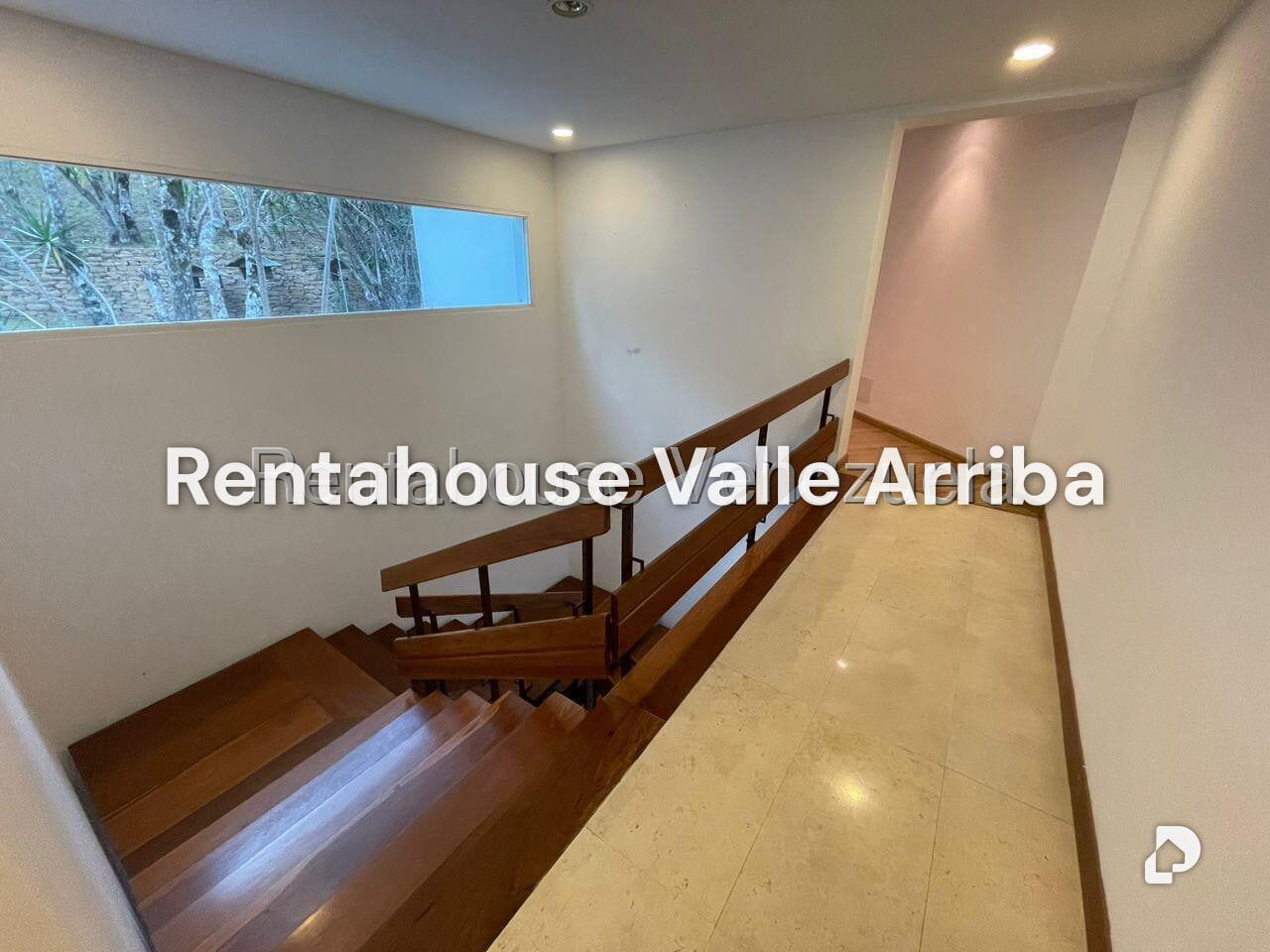 House in Alto Hatillo, Caracas – 30