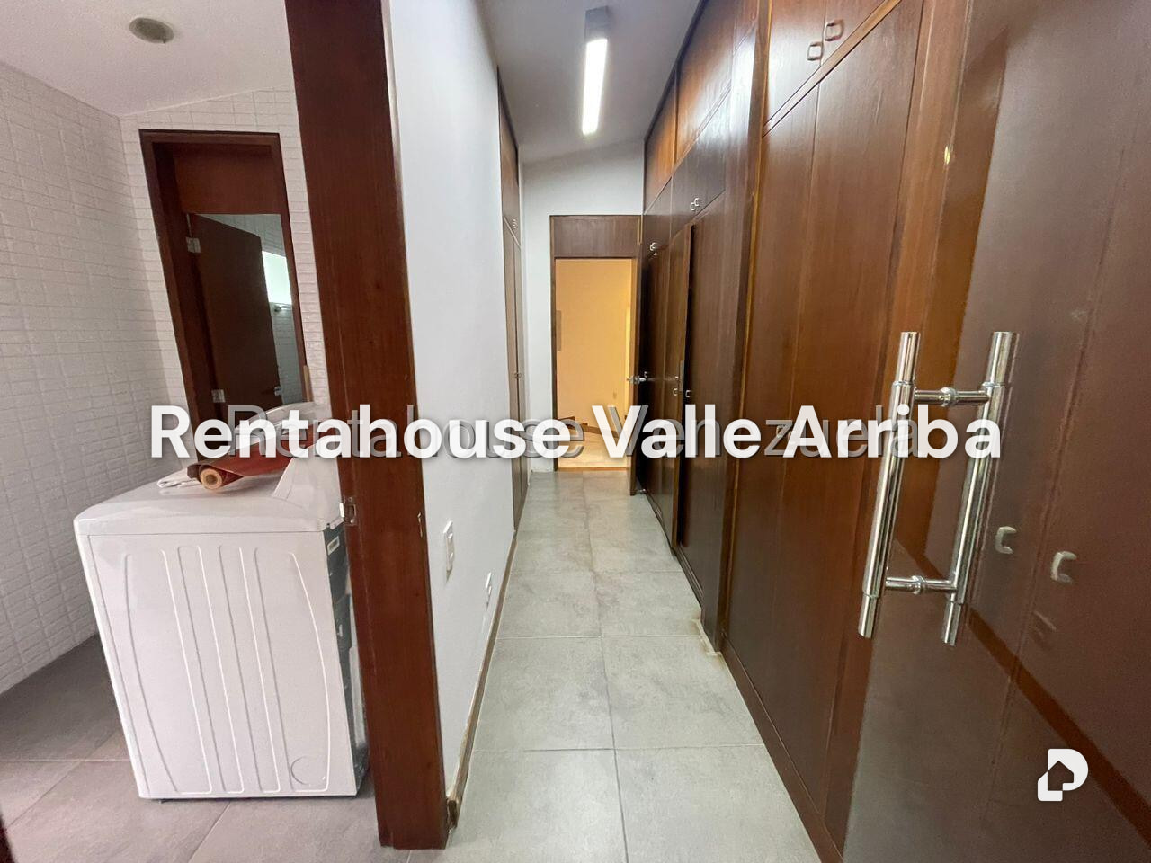 House in Alto Hatillo, Caracas – 19
