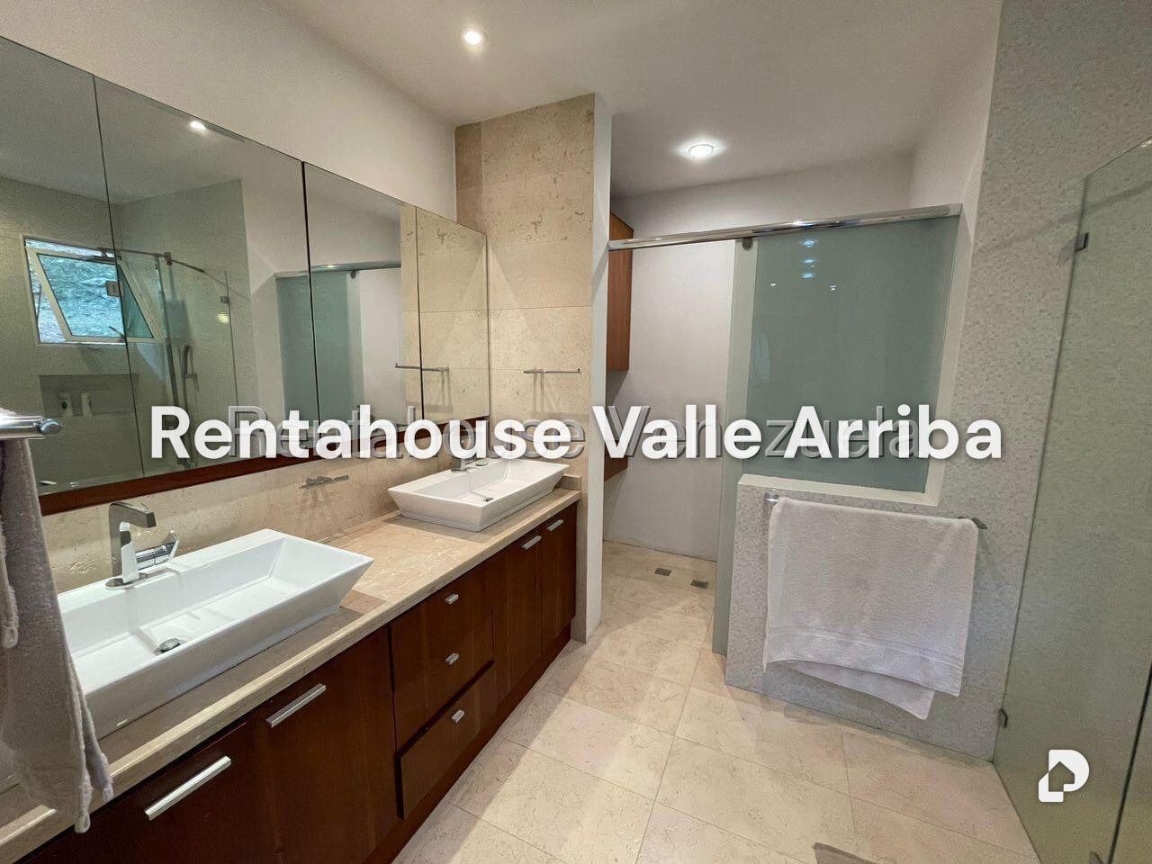 House in Alto Hatillo, Caracas – 28