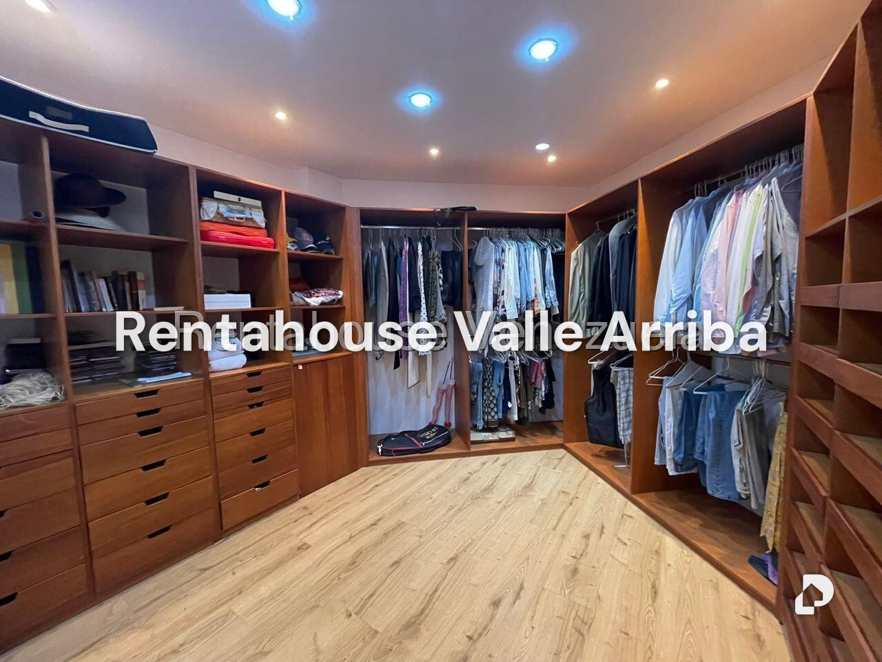 House in Alto Hatillo, Caracas – 27