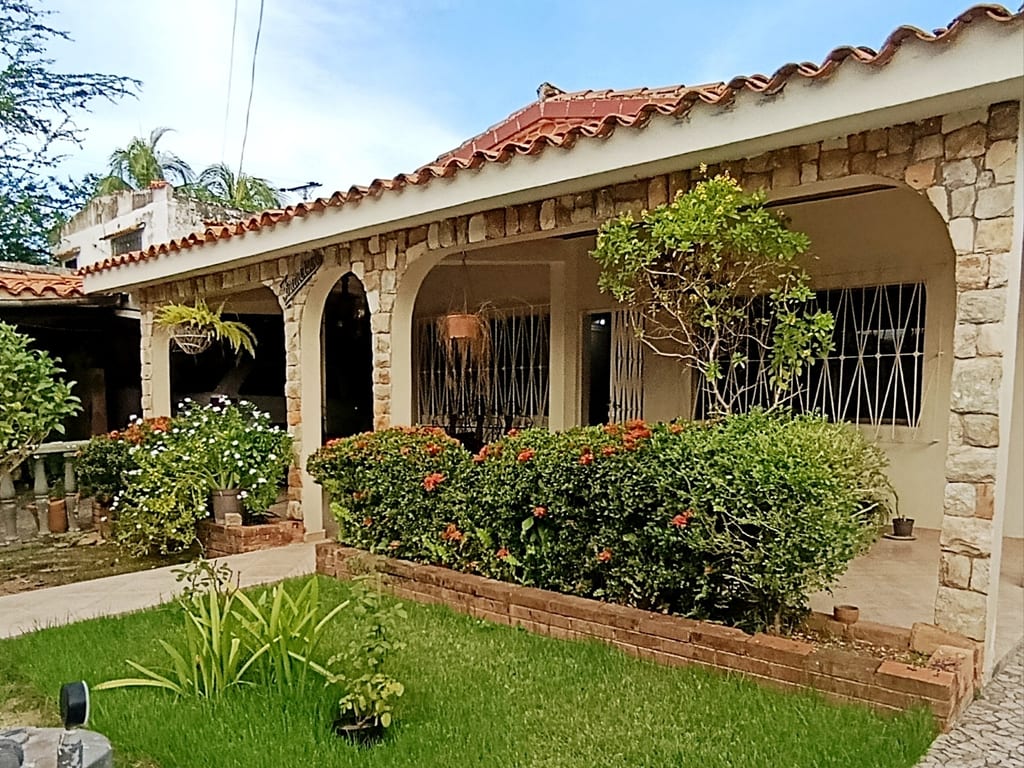 Casa en Ciudad Alianza, Guacara - 1