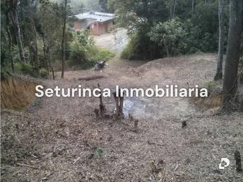 Land in El Junquito, Caracas – 4