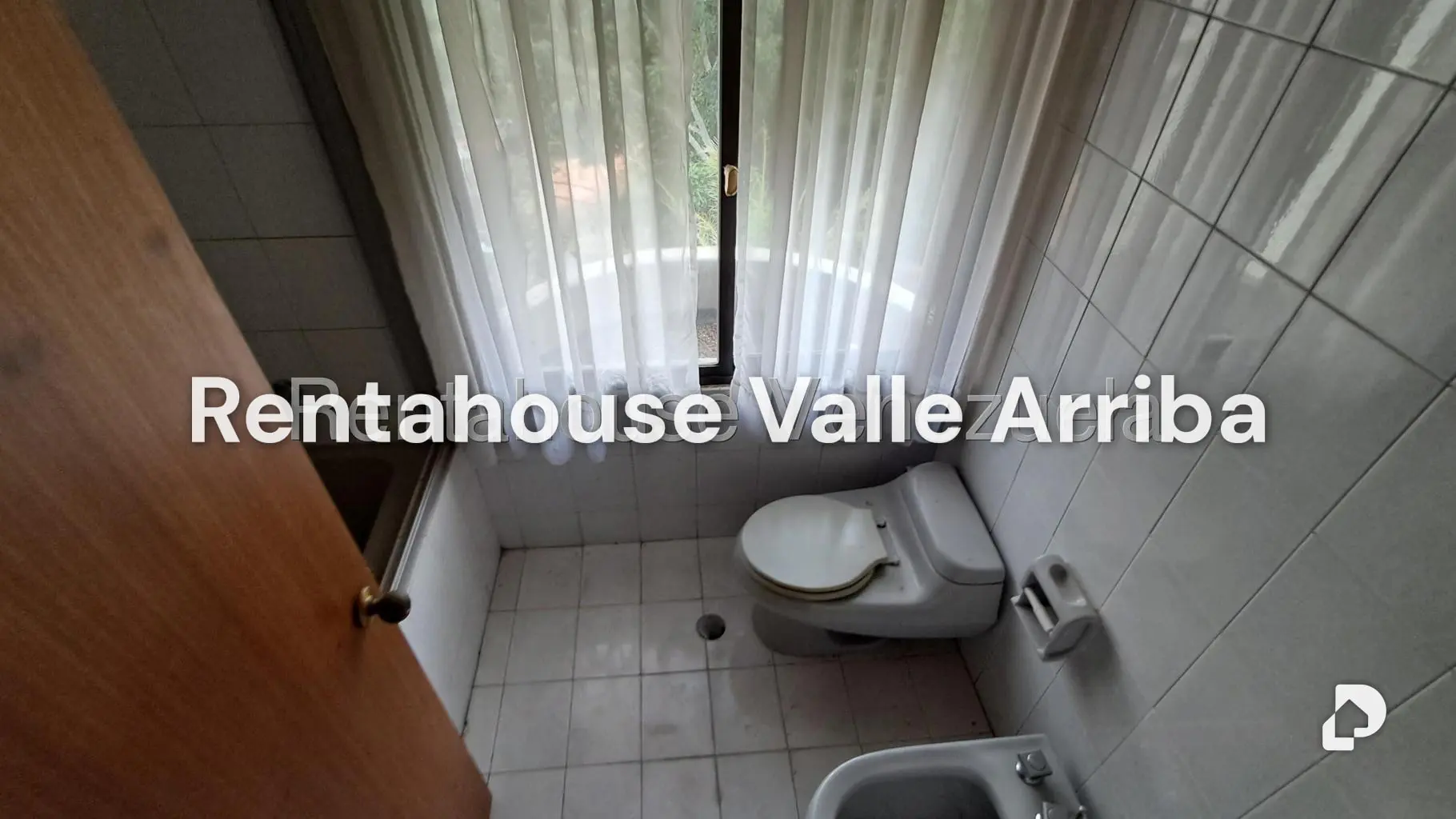 Apartamento en Los Chorros, Caracas – 28