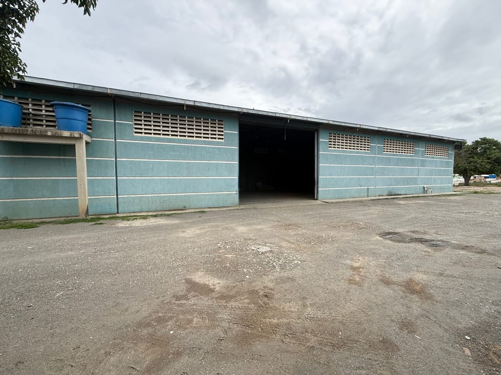 Warehouse in Sector Tostao, Barquisimeto - 1