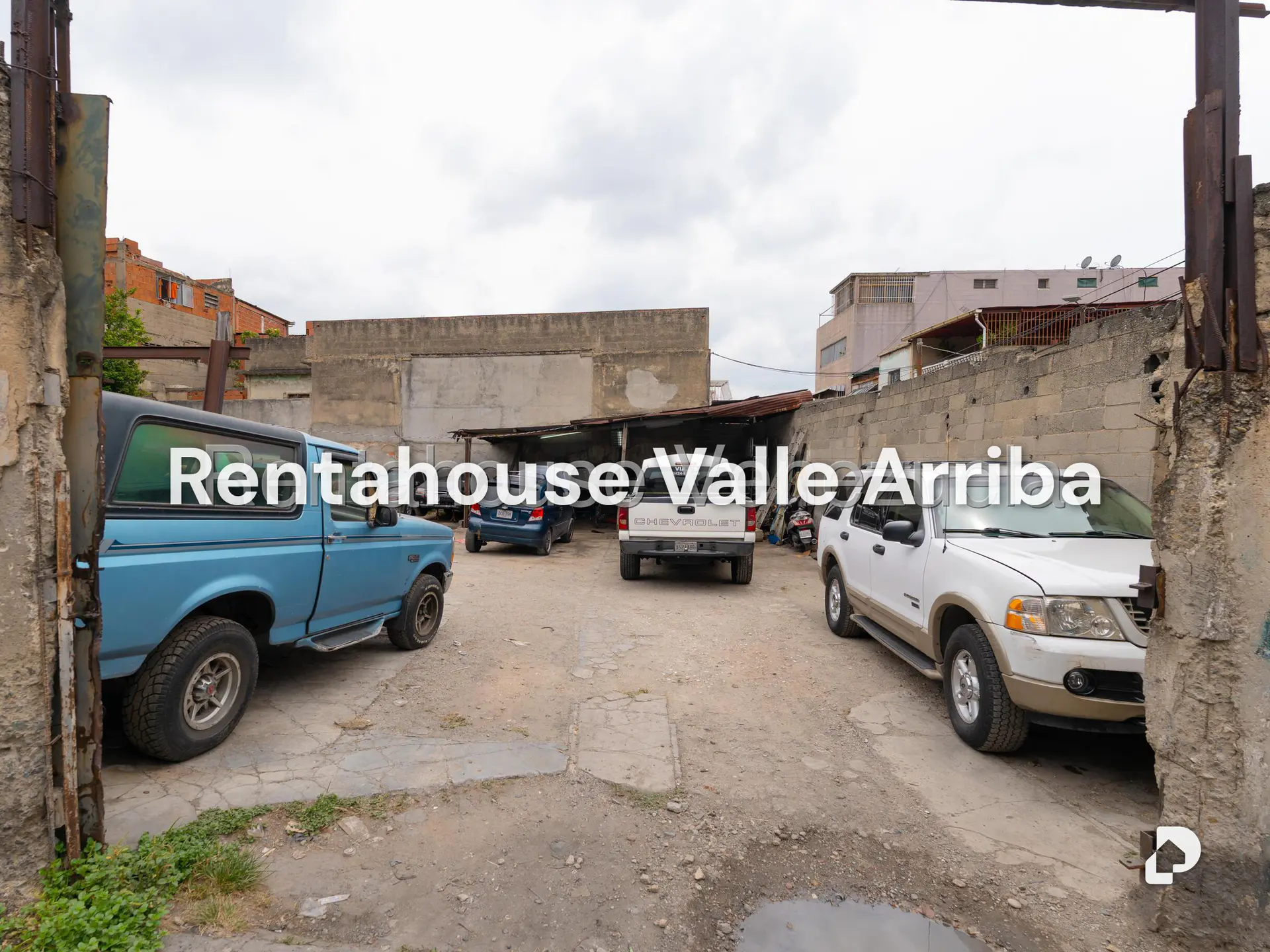 Terreno en Catia, Caracas – 11