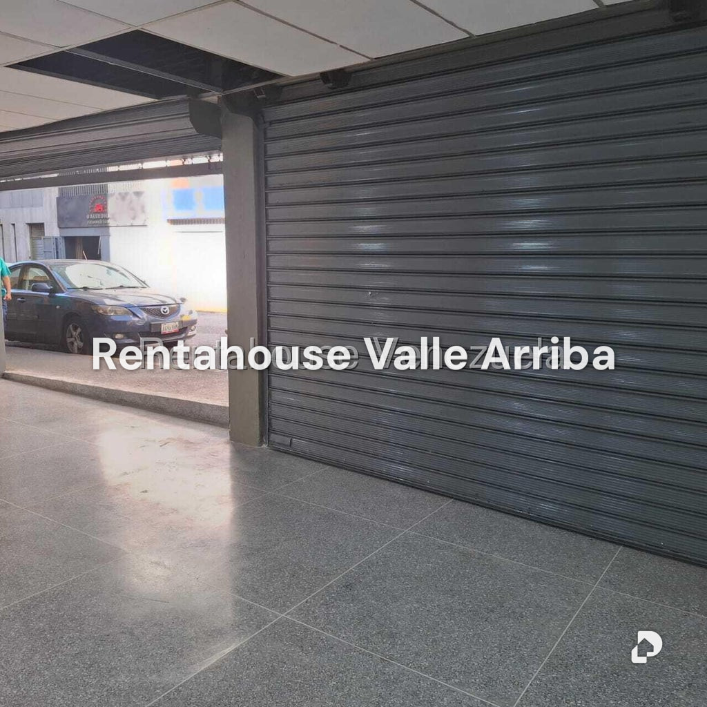 Local comercial en Parroquia La Candelaria, Caracas – 19