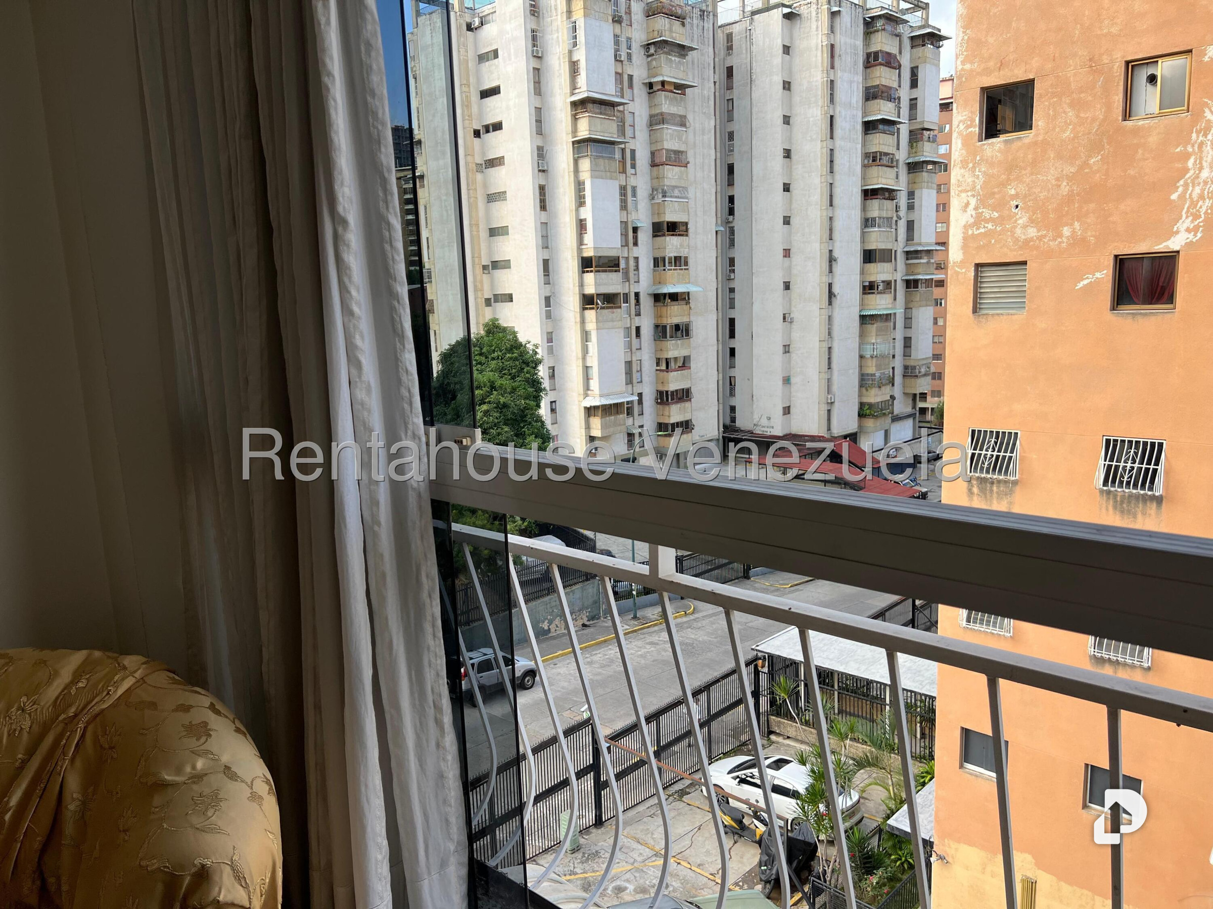 Apartamento en Santa Mónica, Caracas – 4