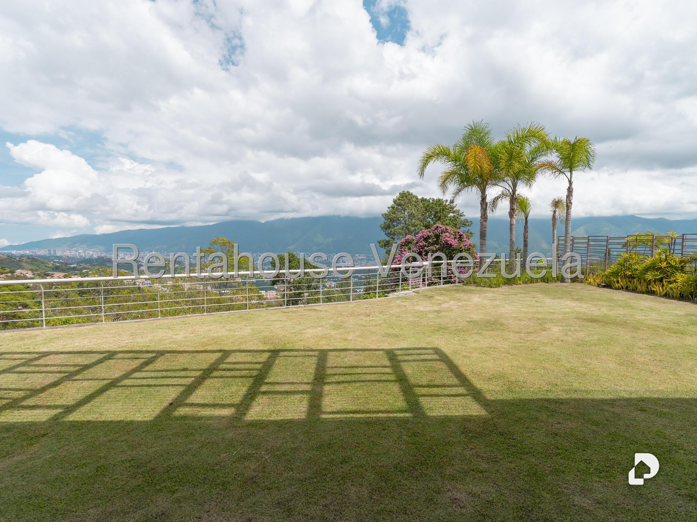 Casa en Alto Hatillo, Caracas – 15