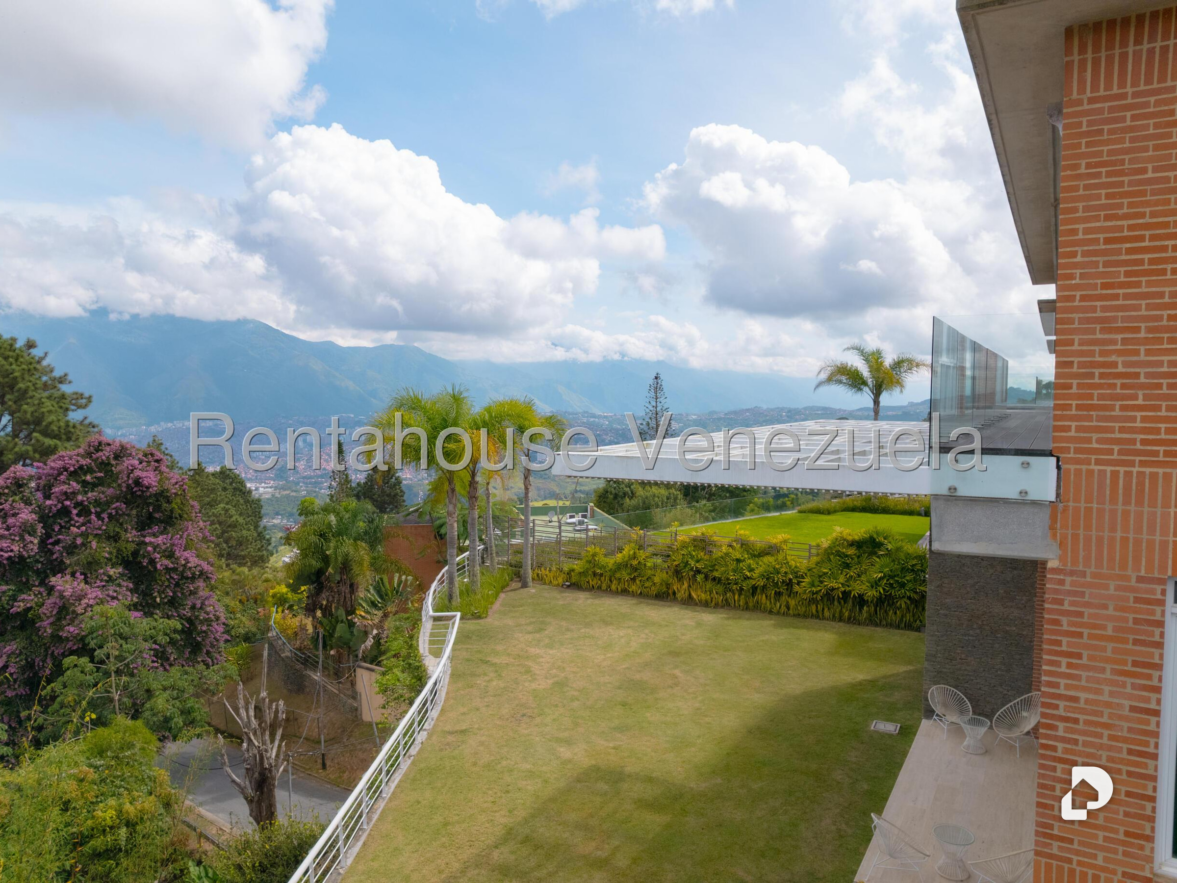 Casa en Alto Hatillo, Caracas – 37