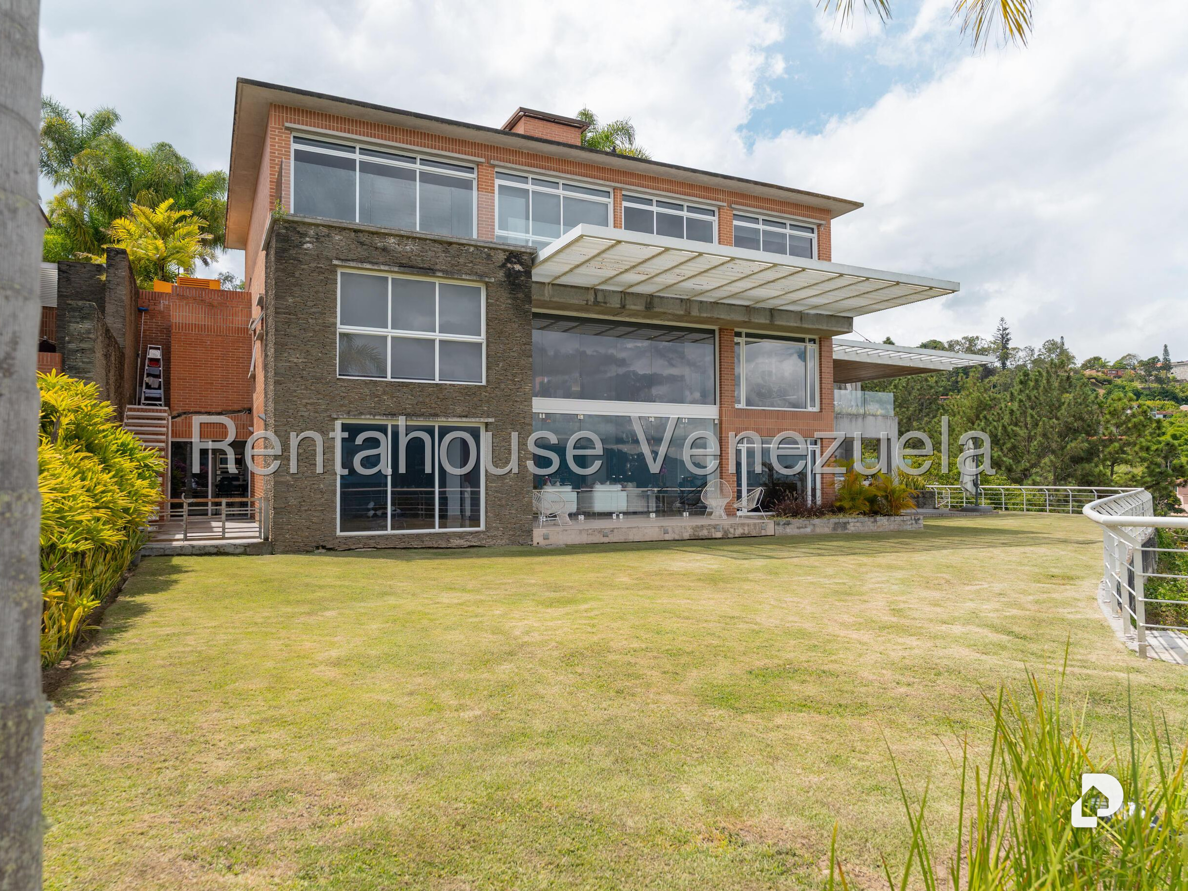 Casa en Alto Hatillo, Caracas – 53