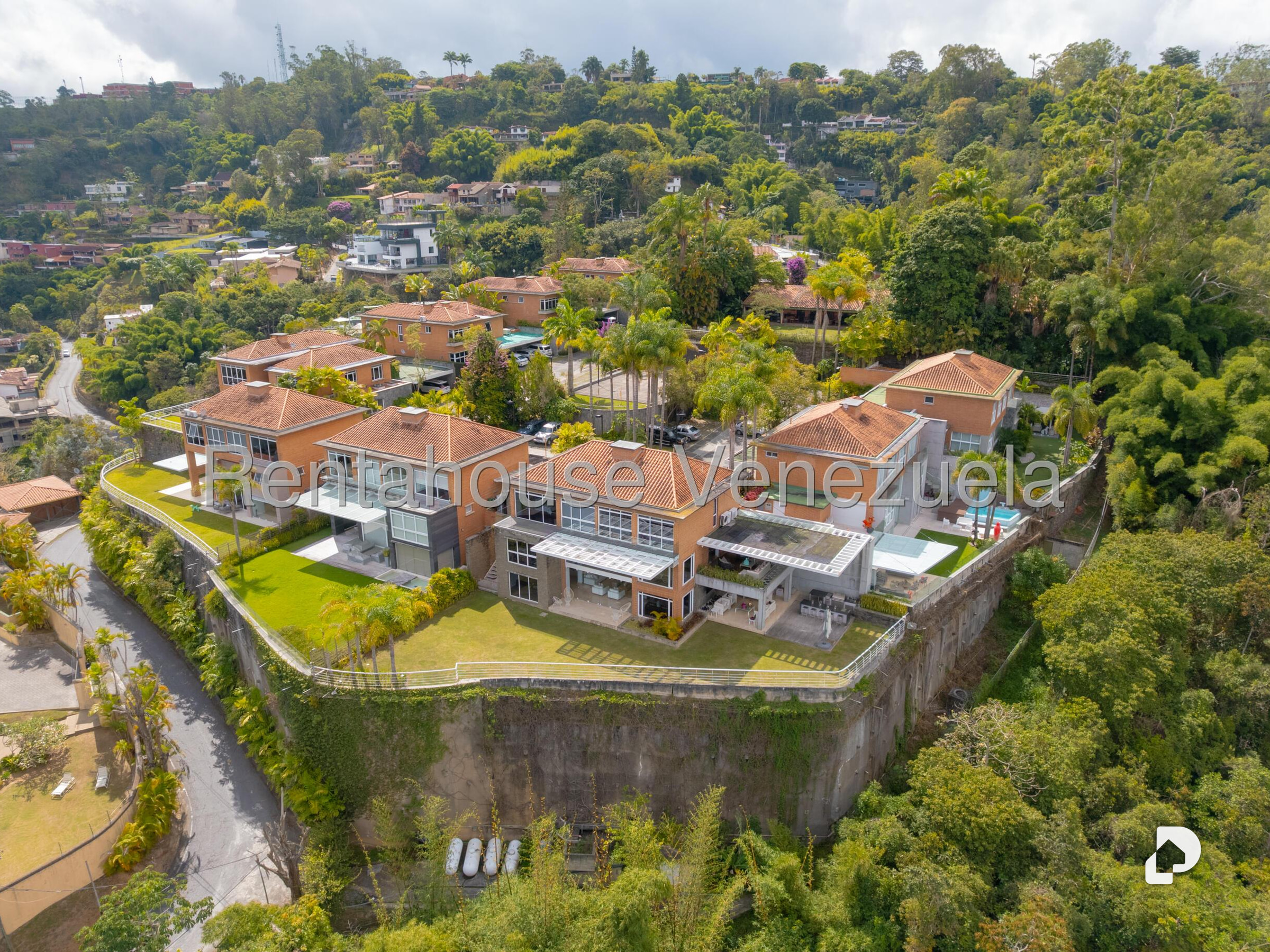 Casa en Alto Hatillo, Caracas – 41