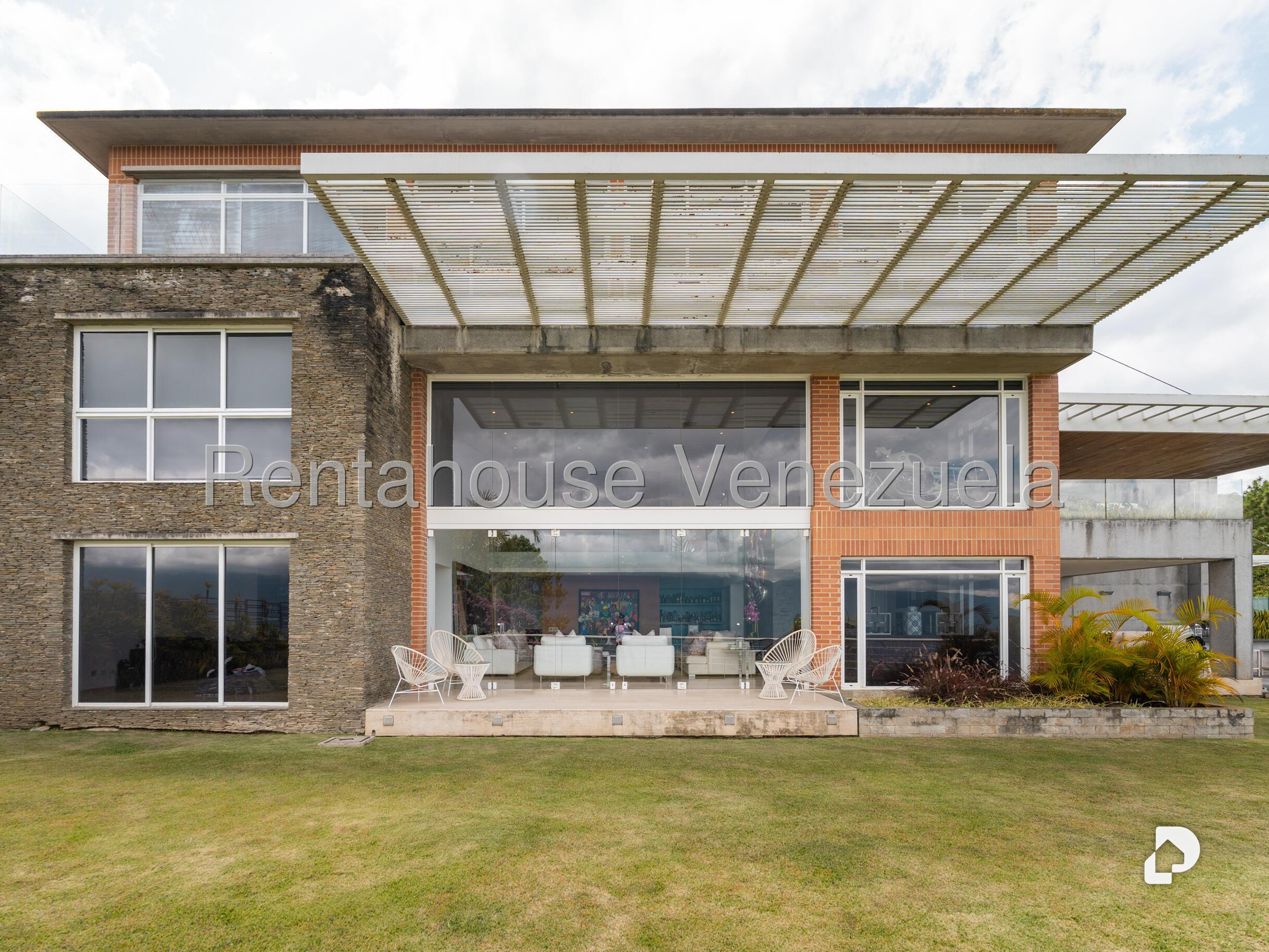 Casa en Alto Hatillo, Caracas – 55