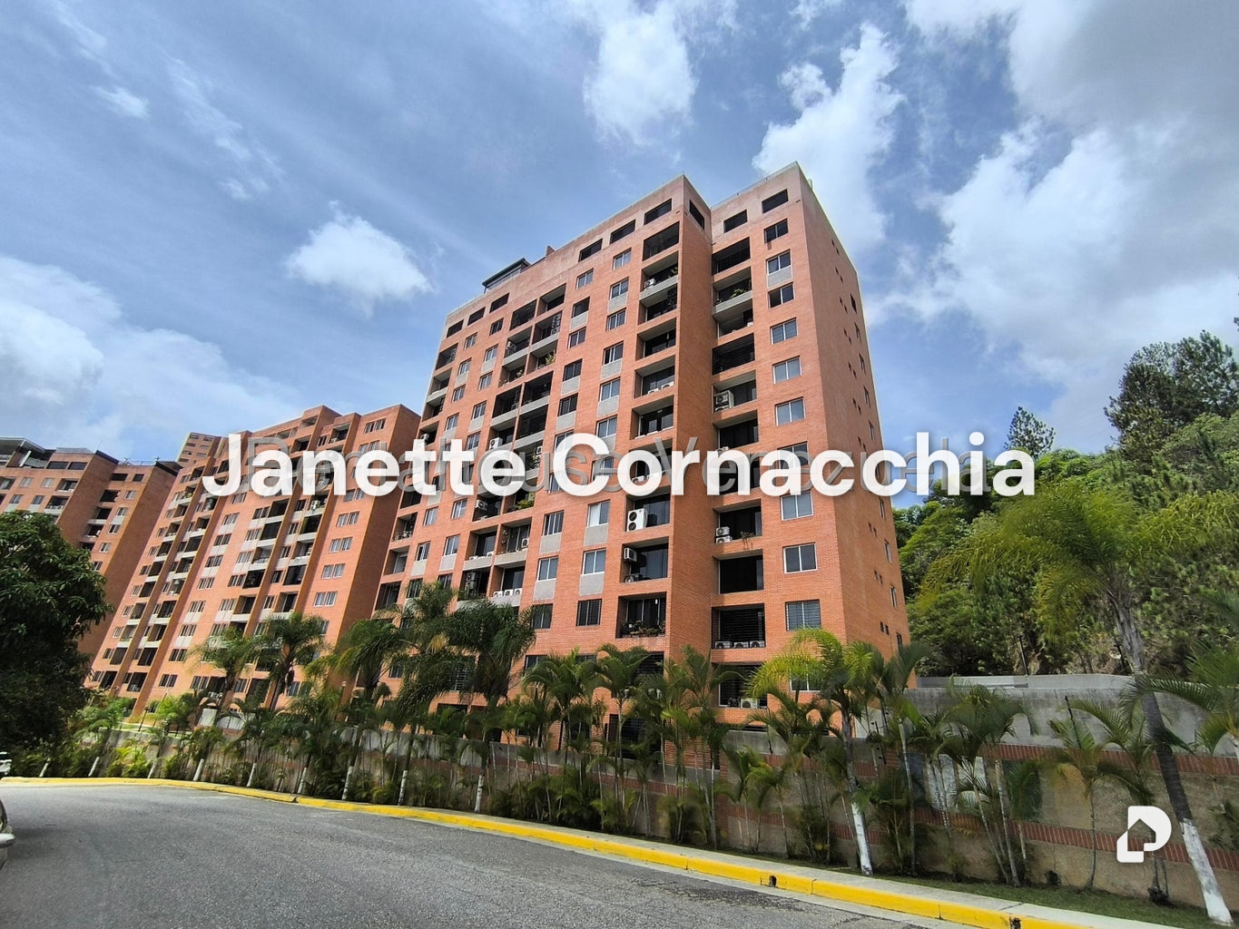 Apartment in Colinas de La Tahona, Caracas – 1