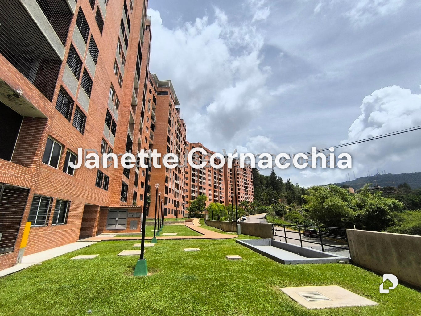 Apartment in Colinas de La Tahona, Caracas – 23