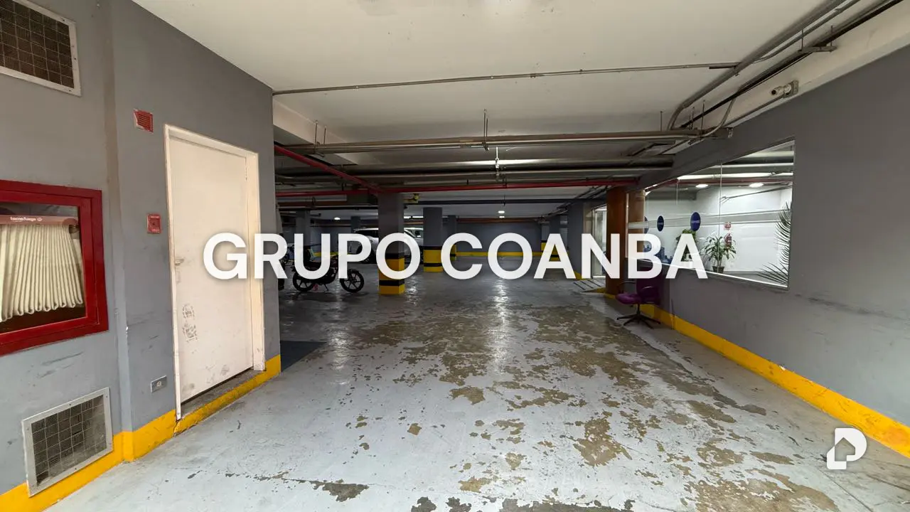 Building in Las Mercedes, Caracas – 15