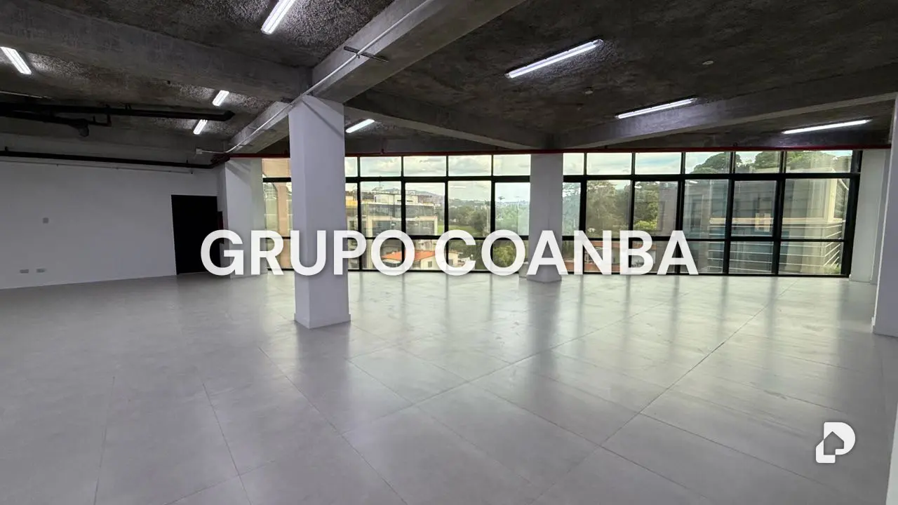 Building in Las Mercedes, Caracas – 11