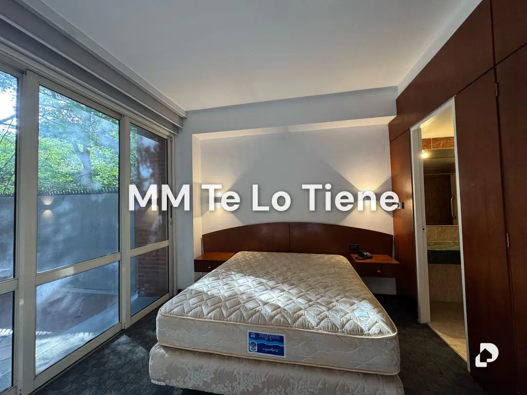 Apartamento en Altamira, Caracas – 2