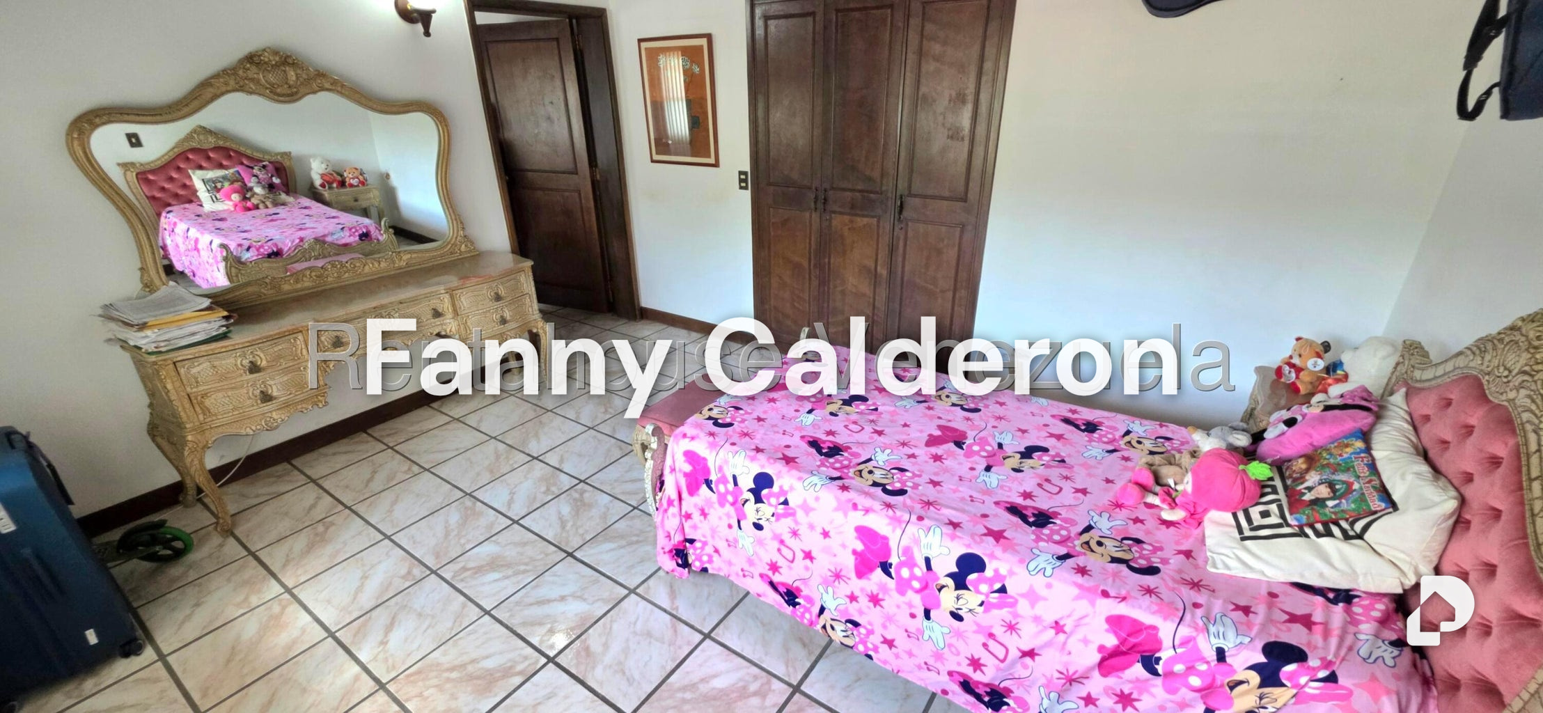 Casa en La Lagunita, Caracas – 26