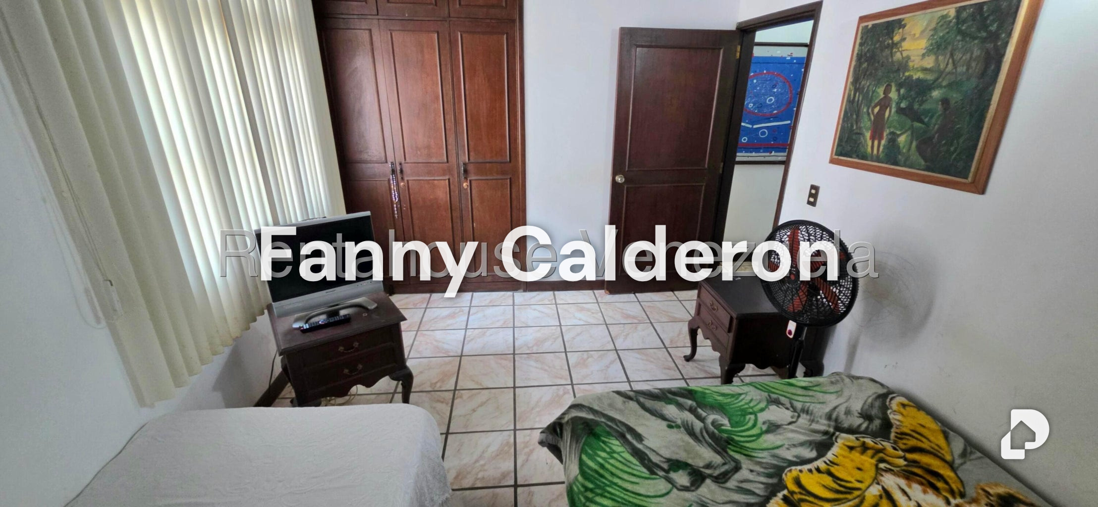 Casa en La Lagunita, Caracas – 30