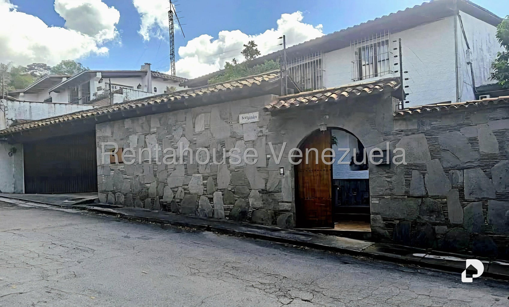 Casa en La Lagunita Country Club, Caracas
