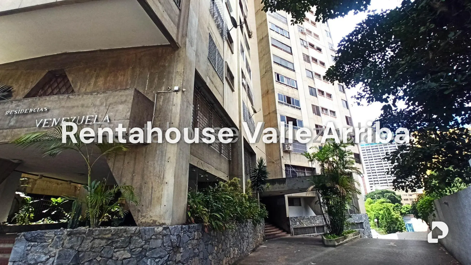 Apartamento en El Bosque, Caracas – 1