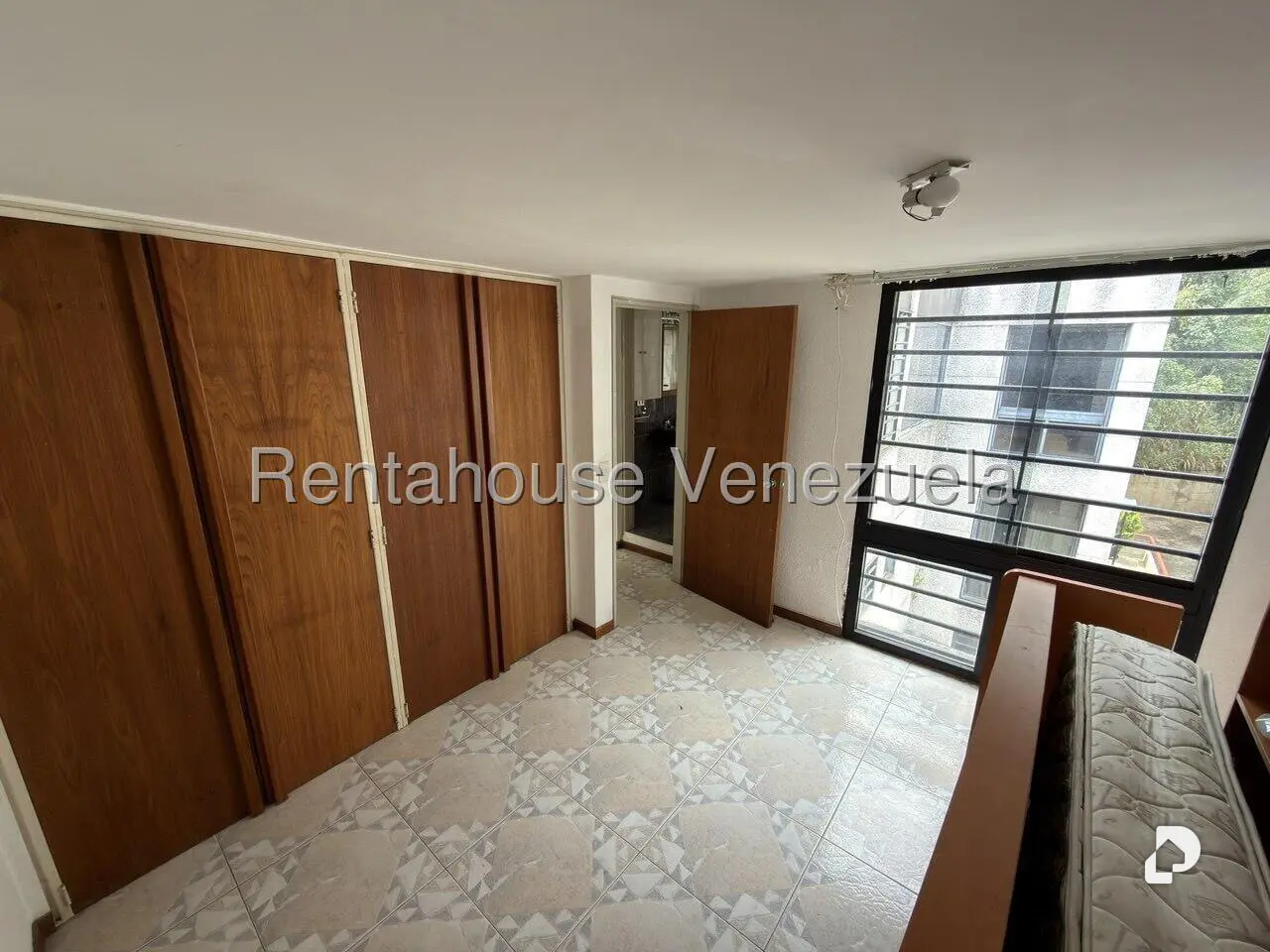 Townhouse en La Boyera, Caracas – 23