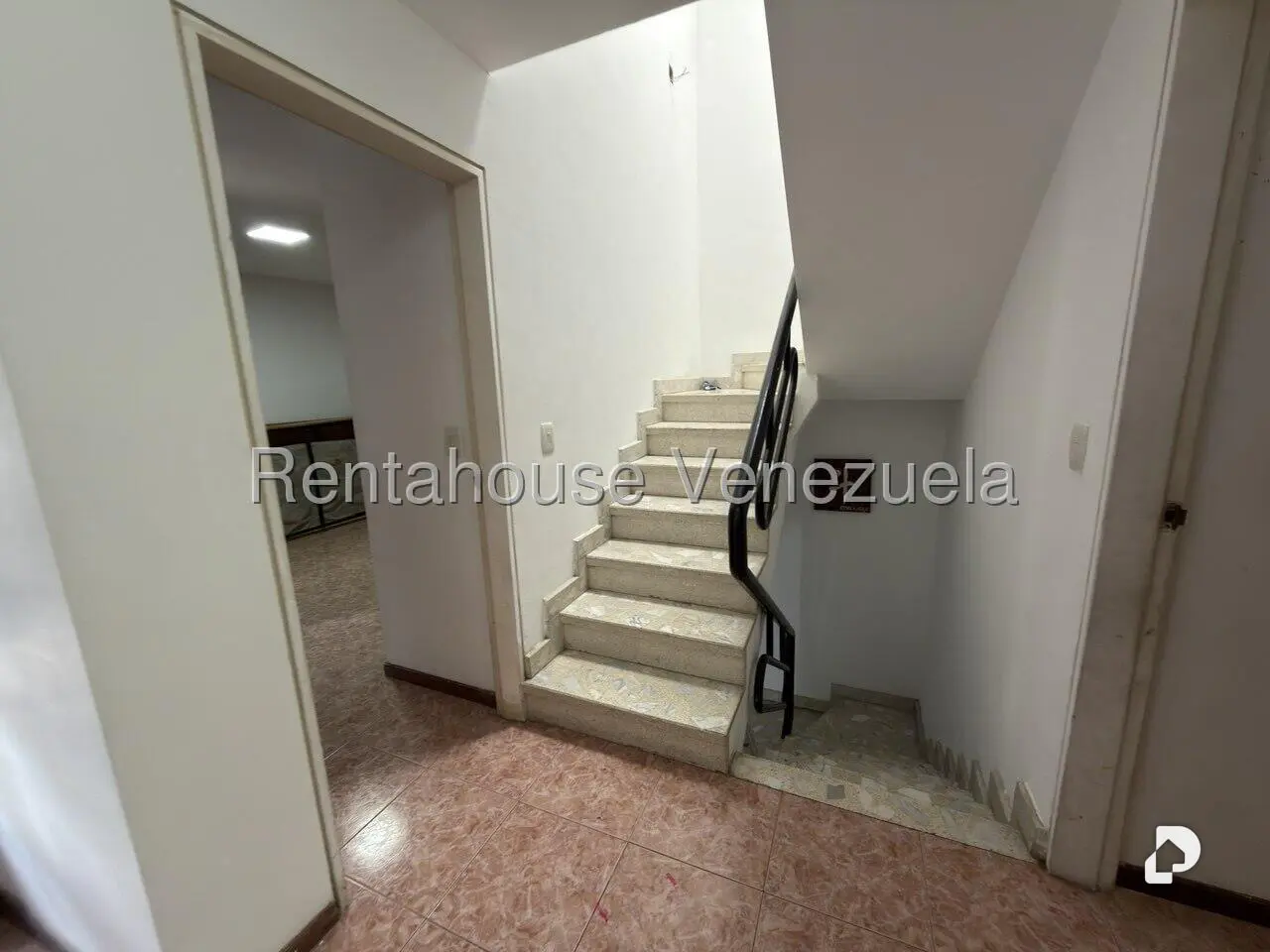 Townhouse en La Boyera, Caracas – 16