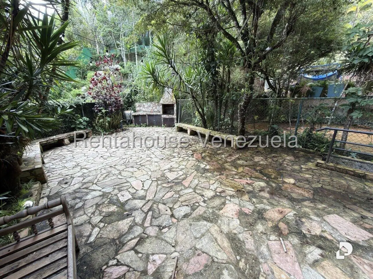 Townhouse en La Boyera, Caracas – 11