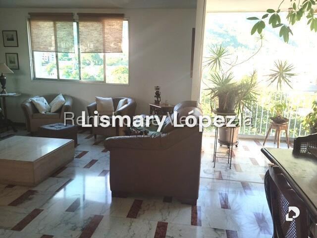 Apartamento en Los Palos Grandes, Caracas – 9