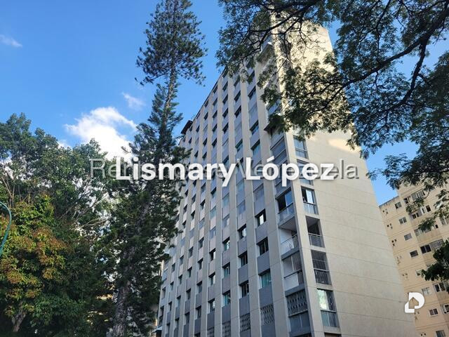 Apartamento en Los Palos Grandes, Caracas – 1