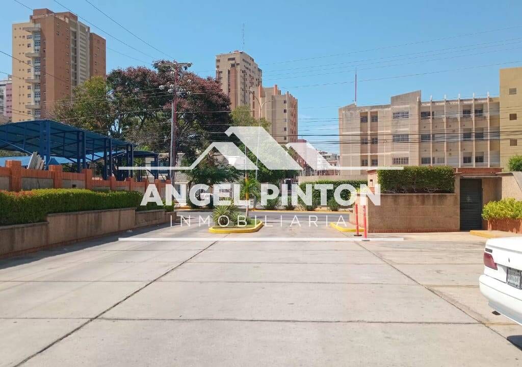 Apartamento en Avenida Bella Vista, Maracaibo - 1