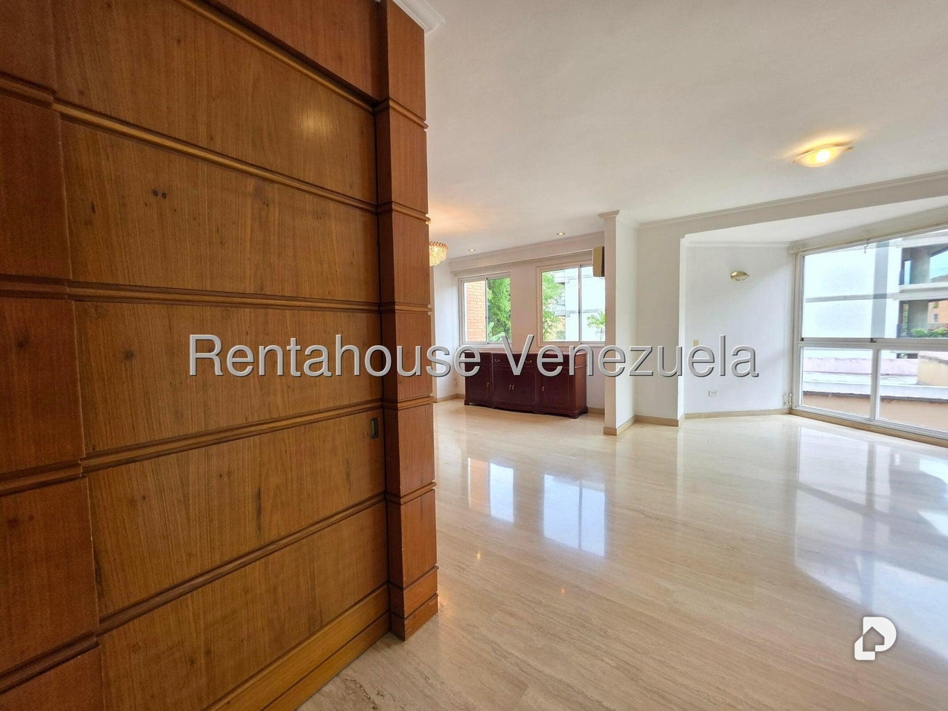 Apartamento en Las Mercedes, Caracas – 10