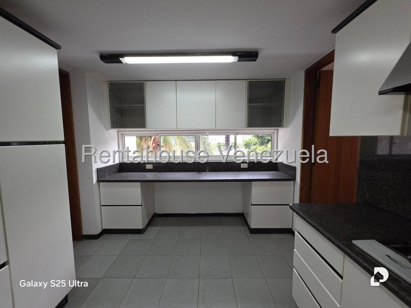 Apartamento en Las Mercedes, Caracas – 29