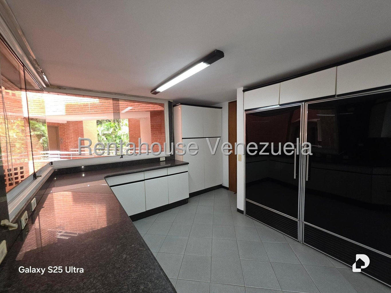 Apartamento en Las Mercedes, Caracas – 25