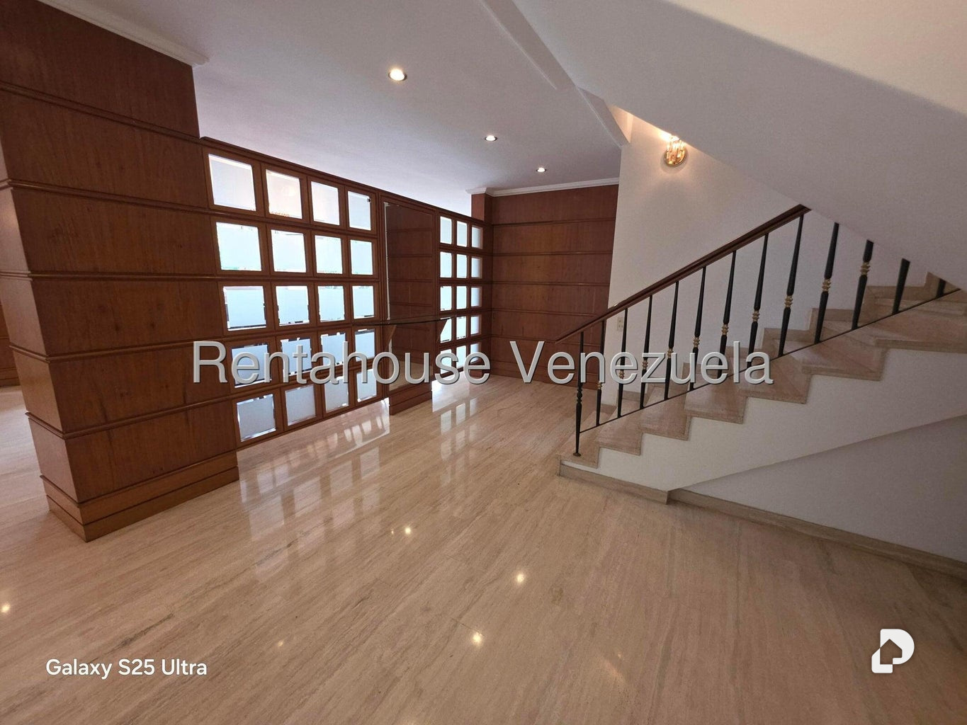 Apartamento en Las Mercedes, Caracas – 2