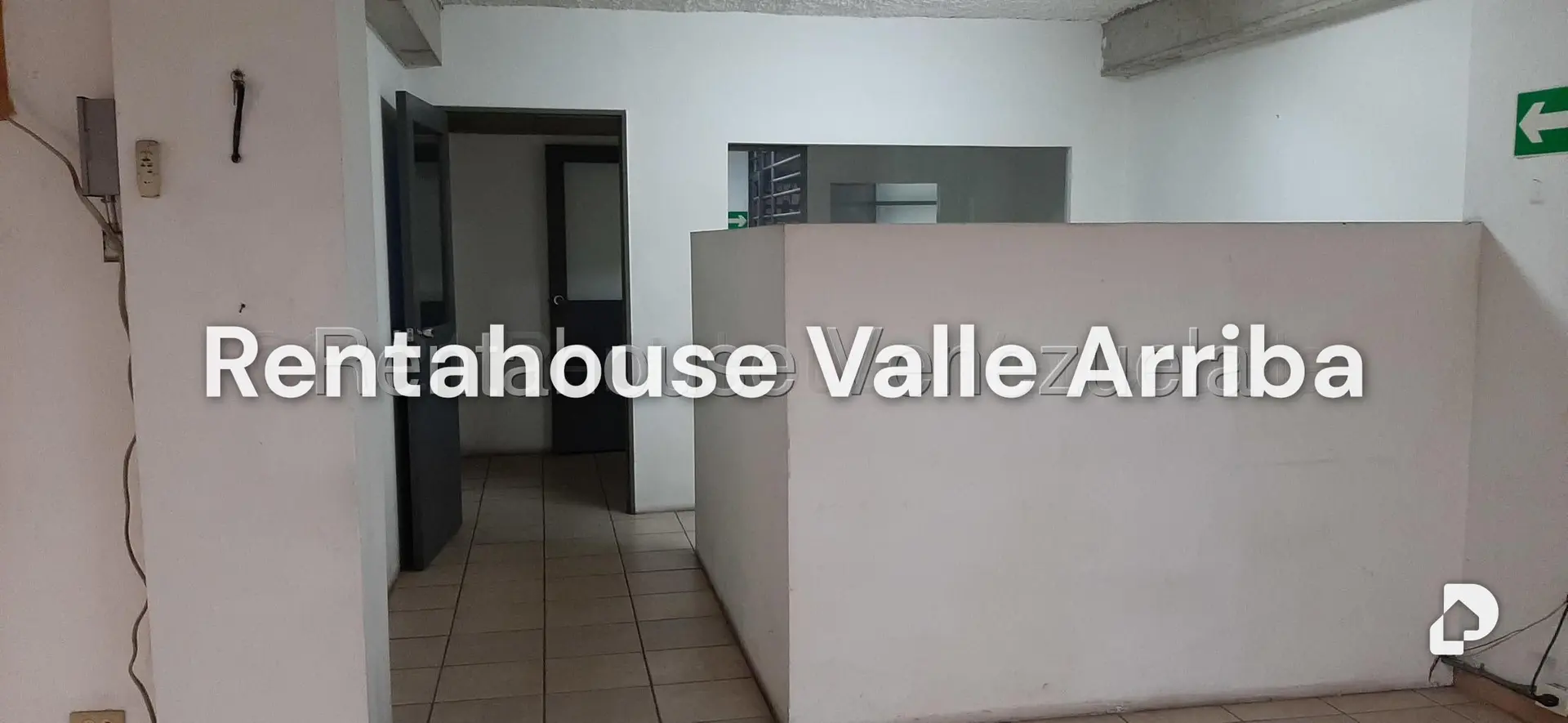 Local comercial en Parroquia La Candelaria, Caracas – 18