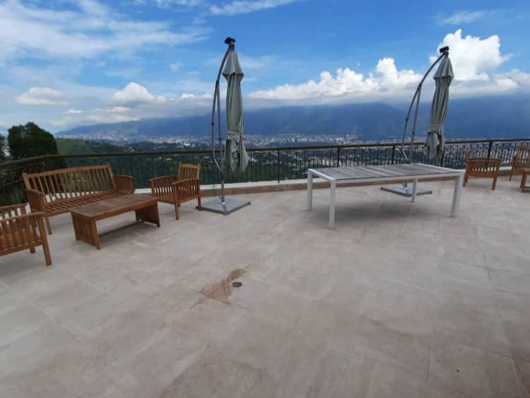 Penthouse en Baruta - 1
