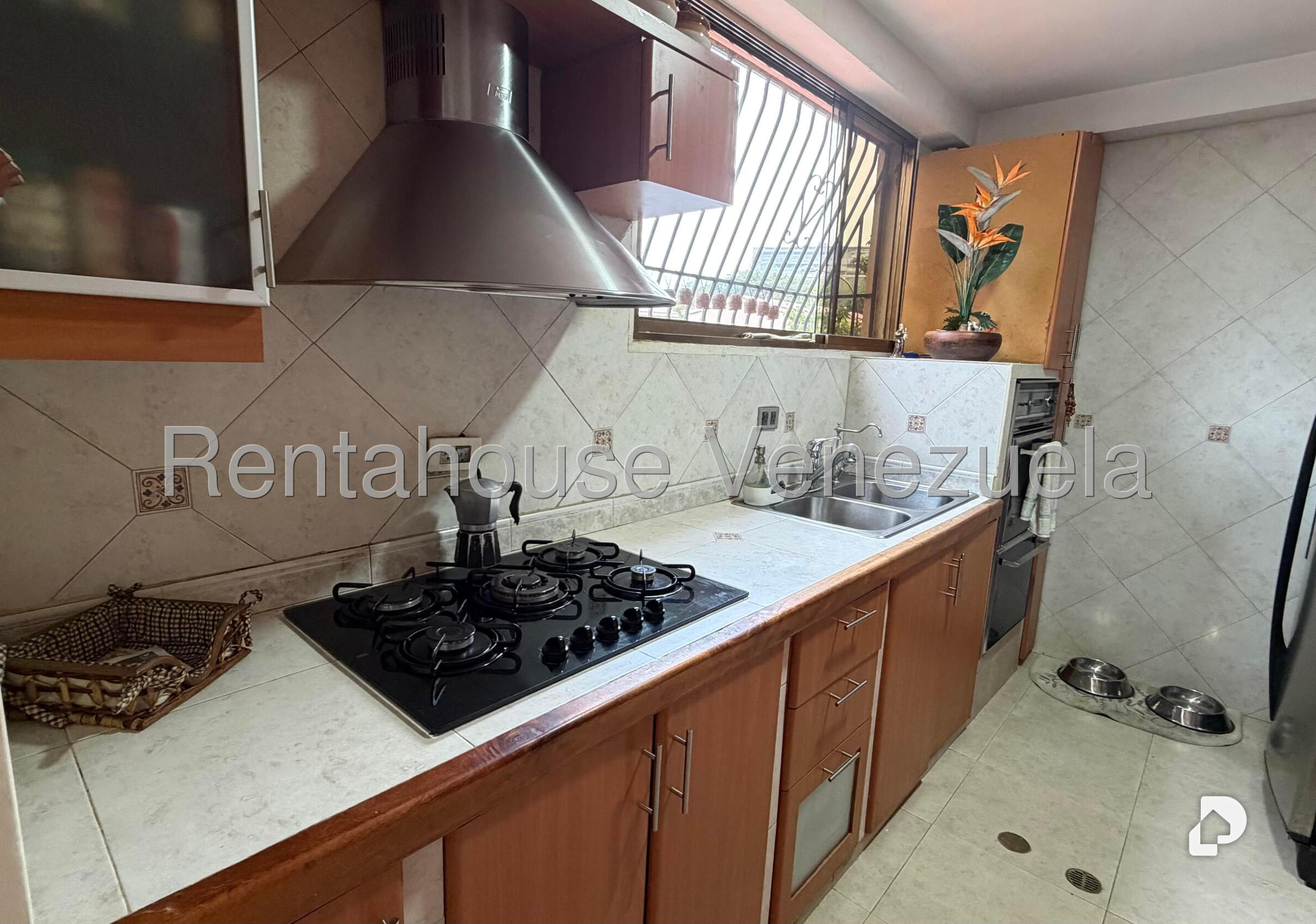 Apartamento en La Bonita, Caracas – 9