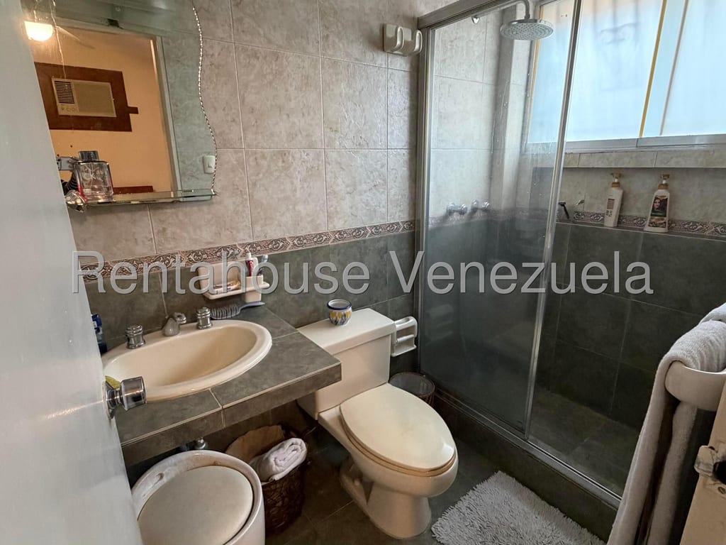 Apartamento en La Bonita, Caracas