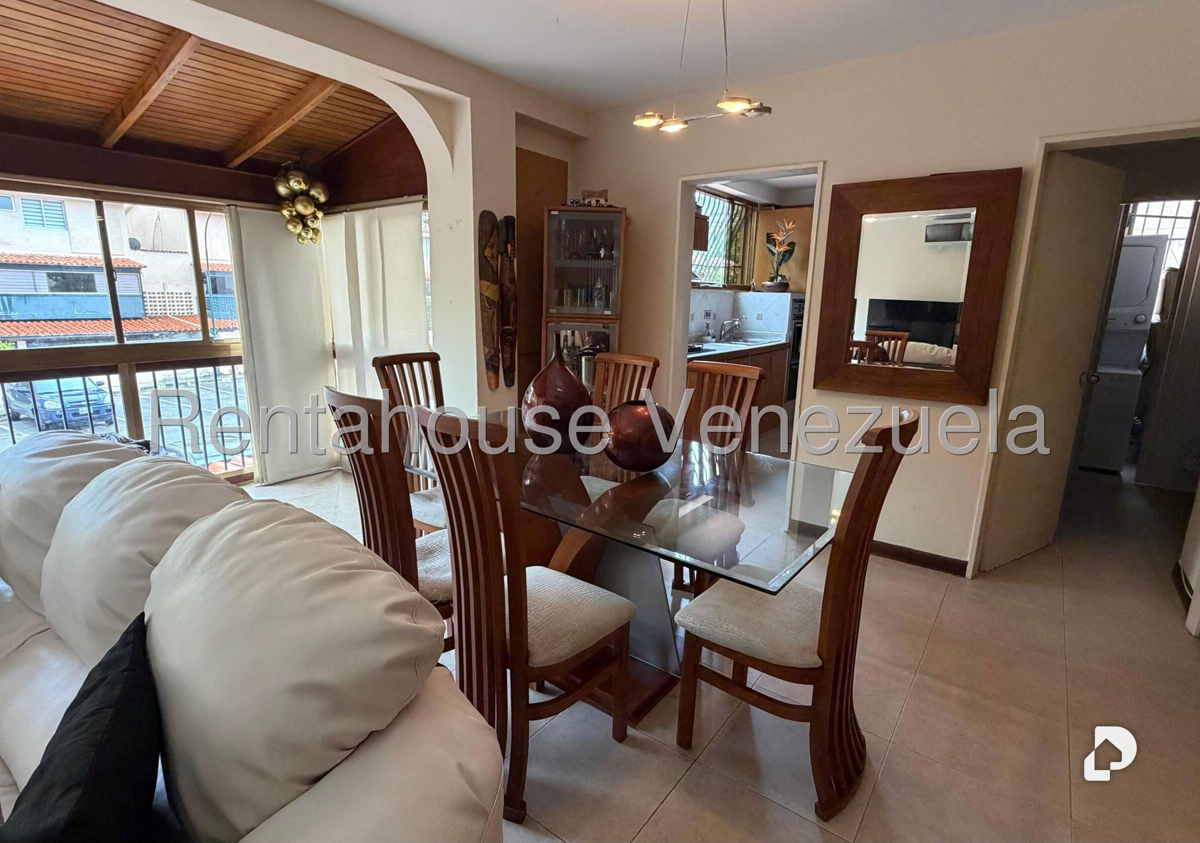Apartamento en La Bonita, Caracas – 2