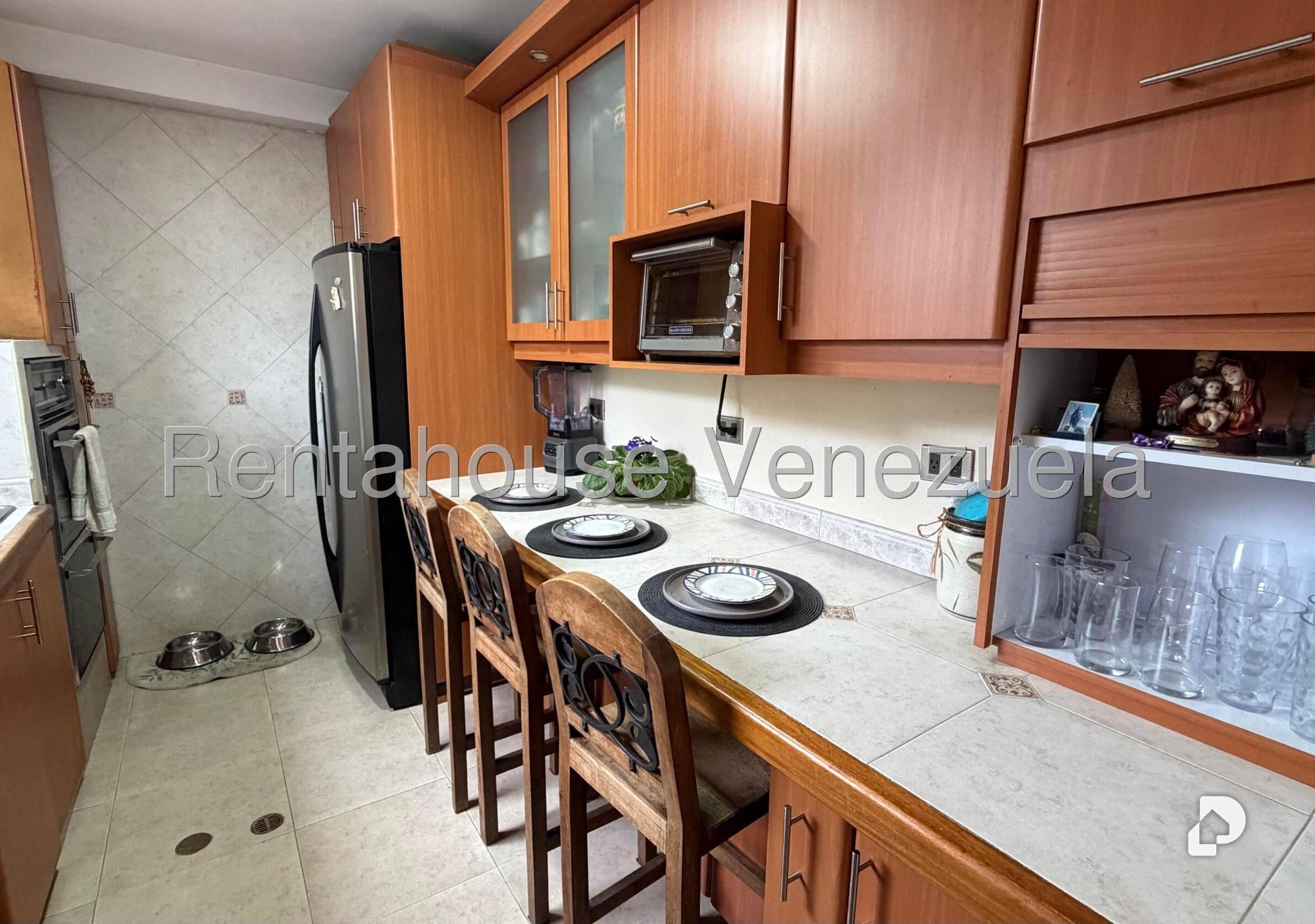 Apartamento en La Bonita, Caracas – 11