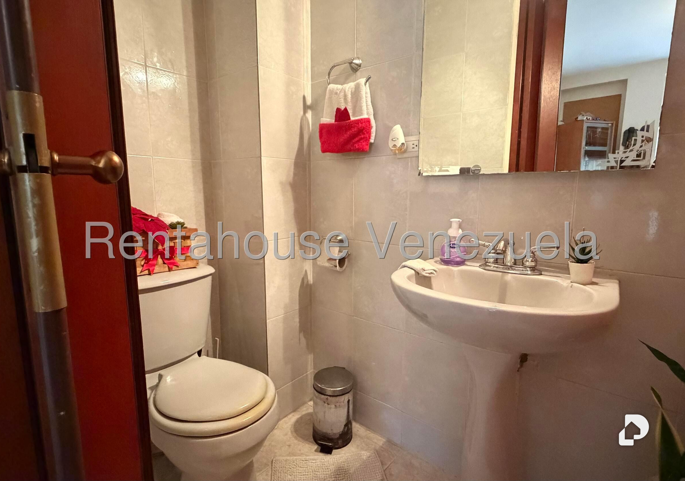 Apartamento en La Bonita, Caracas – 13