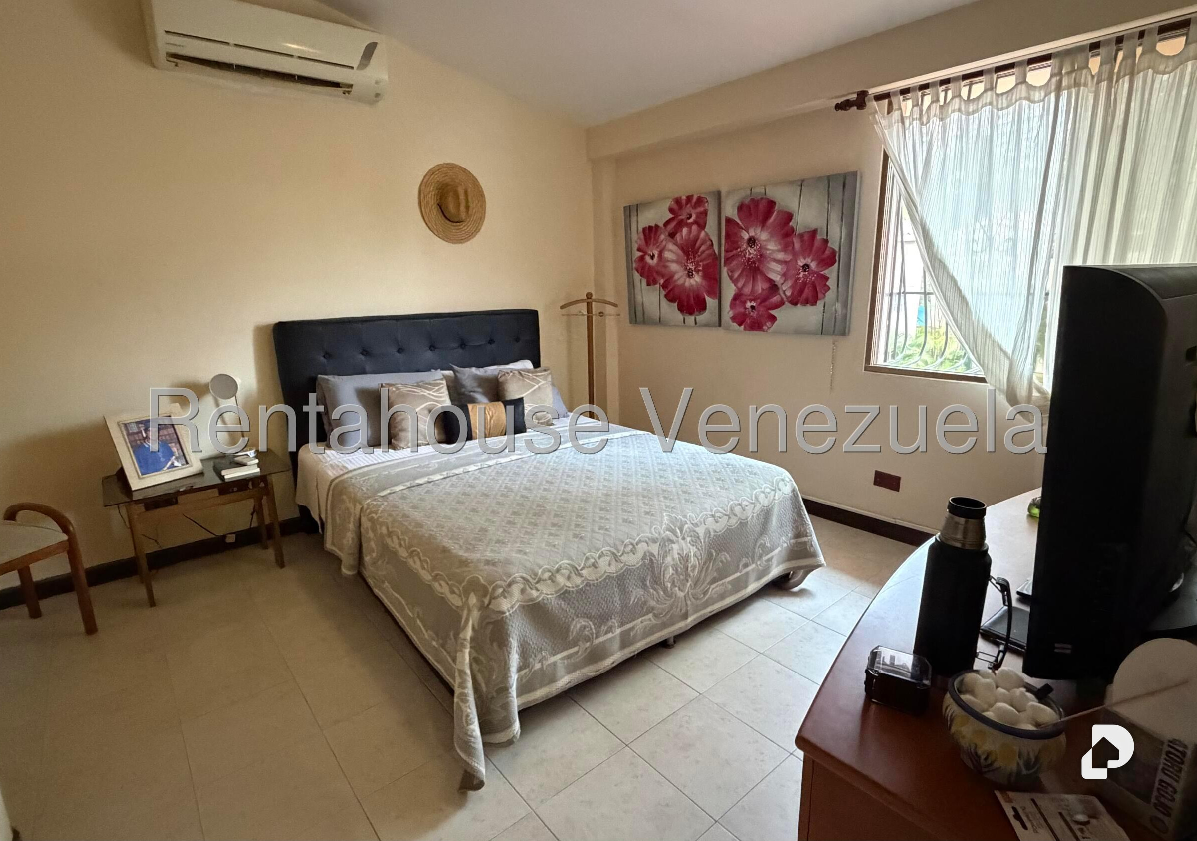 Apartamento en La Bonita, Caracas – 22